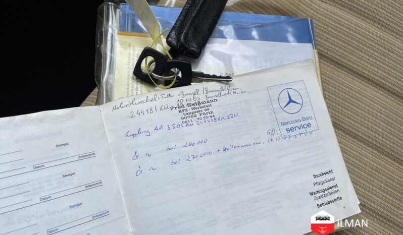 Mercedes-Benz 200 Oldtimer mit H-Kennzeichen voll