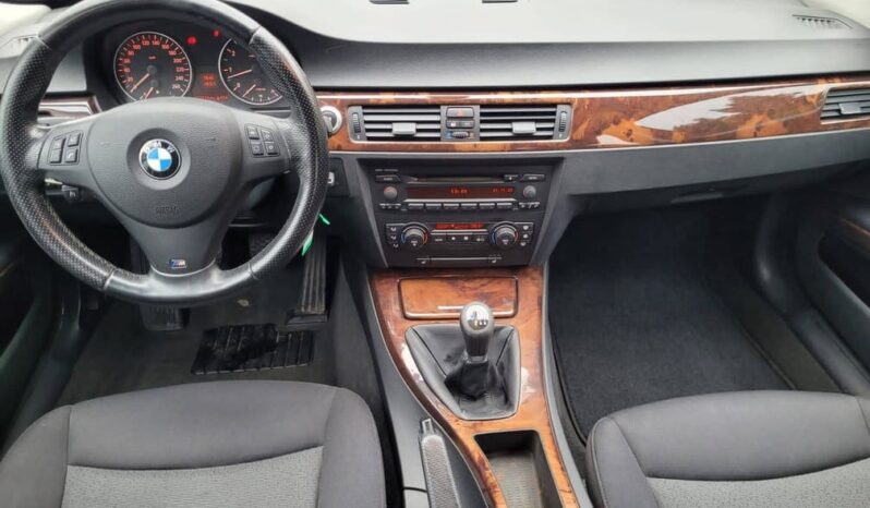 BMW 318i Limousine full