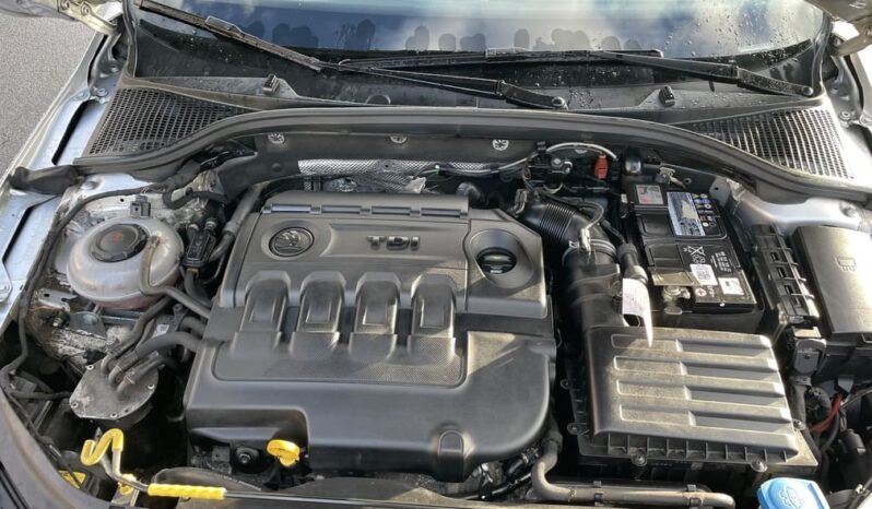 Skoda Octavia 2,0 TDI Combi Drive zu verkaufen full