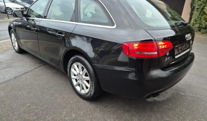 Audi A4 Avant Attraction zu verkaufen für den Export full